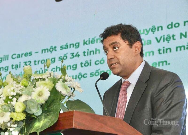 Ông Rishi Varma, Phó Chủ tịch Tập đoàn Cargill kiêm Chủ tịch Cargill châu Á Thái Bình Dương phát biểu tại buổi lễ. Ảnh: Hiền Mai