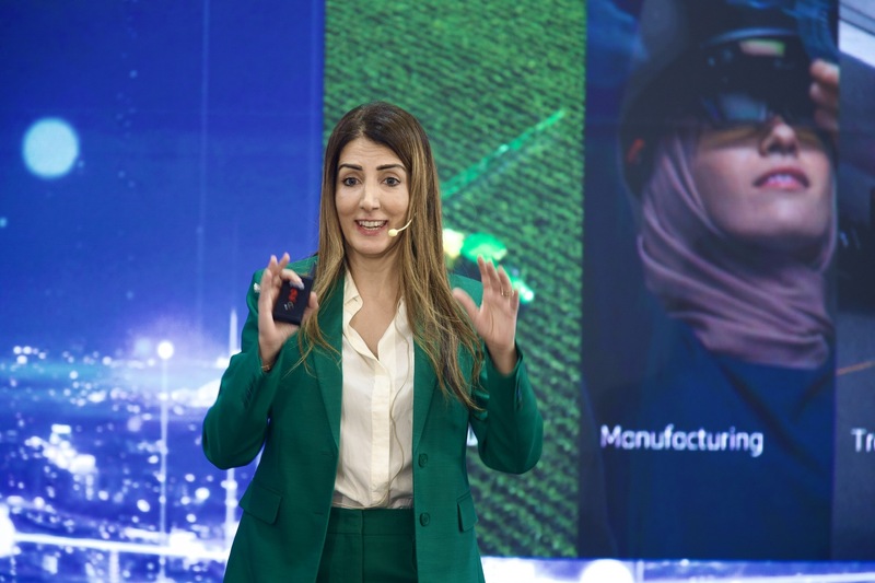 Bà Rita Mokbel, Chủ tịch Ericsson Việt Nam.