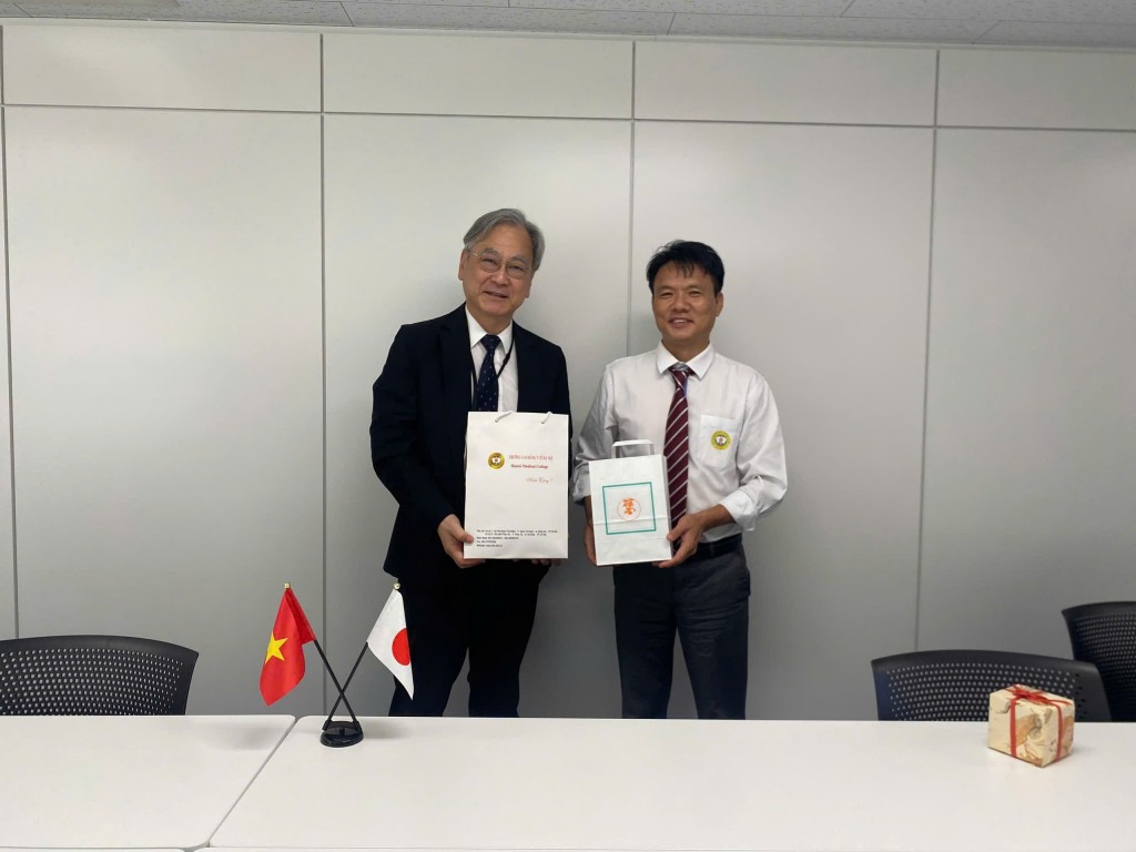 Hợp tác quốc tế là điểm sáng của Trường Cao đẳng Y tế Hà Nội trong những năm gần đây Hợp tác quốc tế là điểm sáng của Trường Cao đẳng Y tế Hà Nội trong những năm gần đây