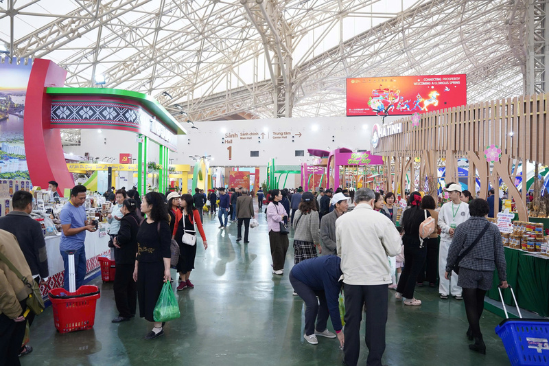 Theo ghi nhận của phóng viên, Hội chợ Mùa Xuân 2026 cho thấy sức hút của thị trường đầu năm và khả năng lan tỏa của kênh xúc tiến thương mại trực tiếp. (Ảnh: Mai Linh)