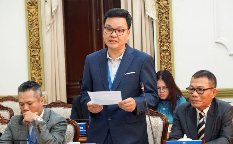 Các kiều bào đóng góp ý kiến tâm huyết thúc đẩy chuyển đổi xanh, chuyển đổi số và phát triển bền vững cho TP. Hồ Chí Minh trong giai đoạn mới tại hội nghị. Ảnh: Uyển Nhi