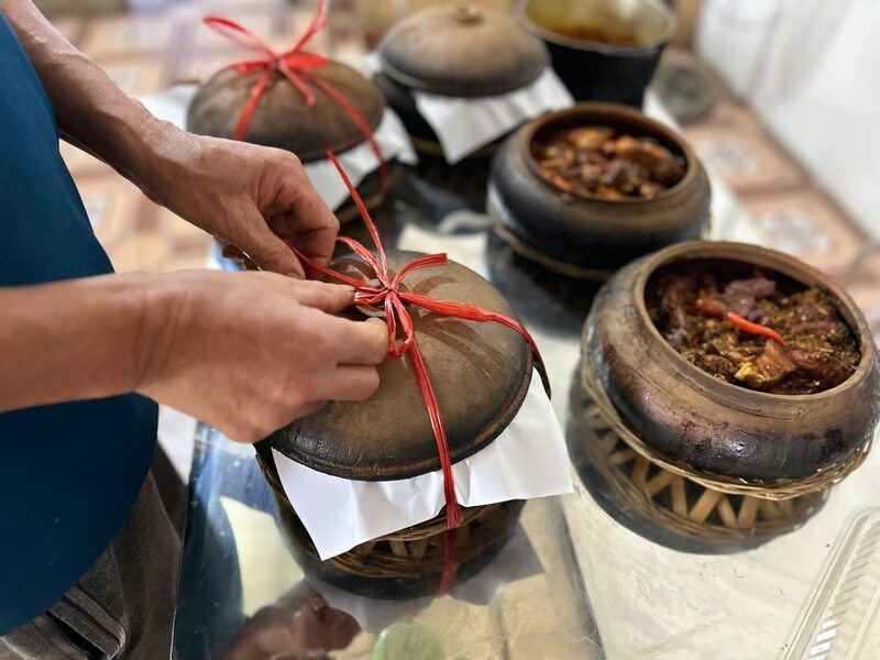 Niêu cá kho làng Vũ Đại đã vượt qua giới hạn địa lý, tìm đường đến với cộng đồng người Việt sinh sống tại các quốc gia như Mỹ, Anh, Úc, Canada, Đức, Nhật Bản, Hàn Quốc... Sự đón nhận nồng nhiệt từ bà con Việt kiều chính là minh chứng rõ nét cho sức hút của món ăn quê nhà nơi xứ người.