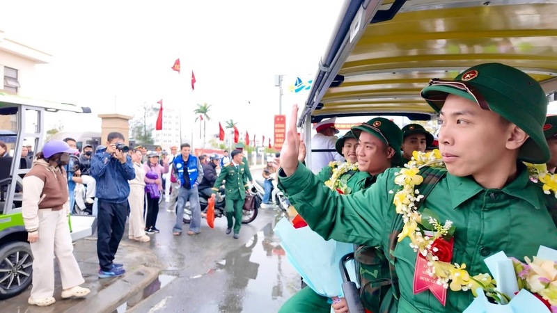 Tuổi trẻ tỉnh Quảng Ninh quyết tâm lên đường bảo vệ Tổ quốc. Ảnh: CTV