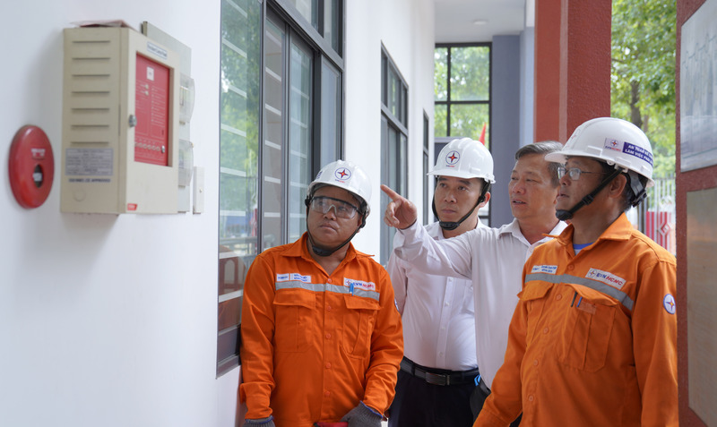 EVNHCMC đảm bảo cho điện hơn 5.000 điểm bầu cử TP. Hồ Chí Minh - 4