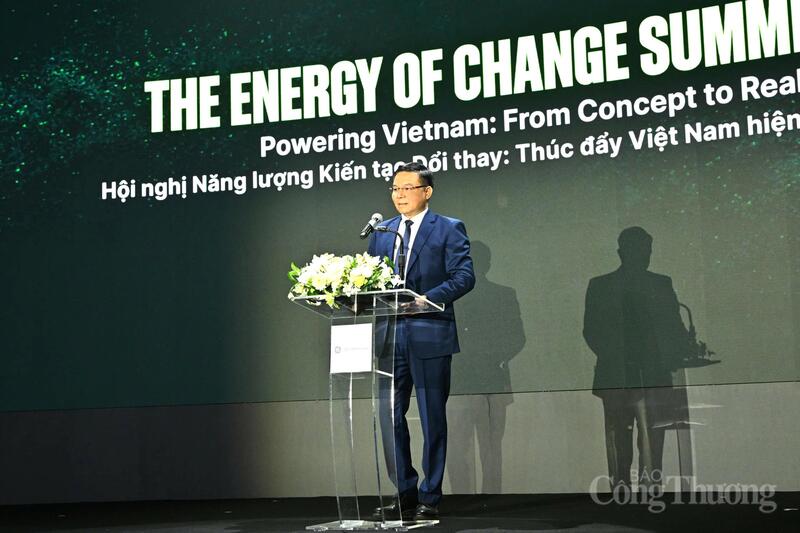 Quyền Bộ trưởng Bộ Công Thương Lê Mạnh Hùng phát biểu khai mạc hội nghị.