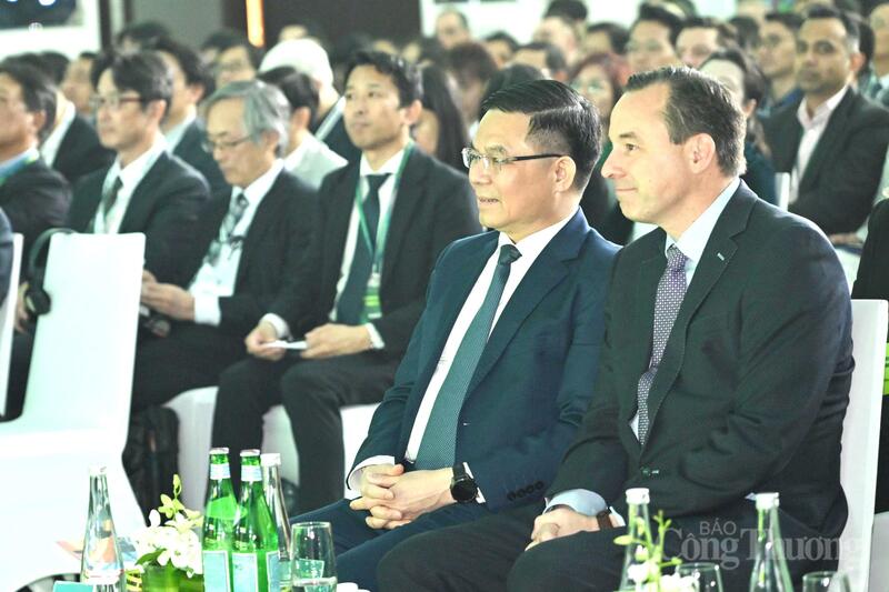 Sự kiện do Chủ tịch kiêm Tổng Giám đốc Scott Strazik chủ trì, với sự tham dự và phát biểu của Quyền Bộ trưởng Bộ Công Thương Lê Mạnh Hùng.