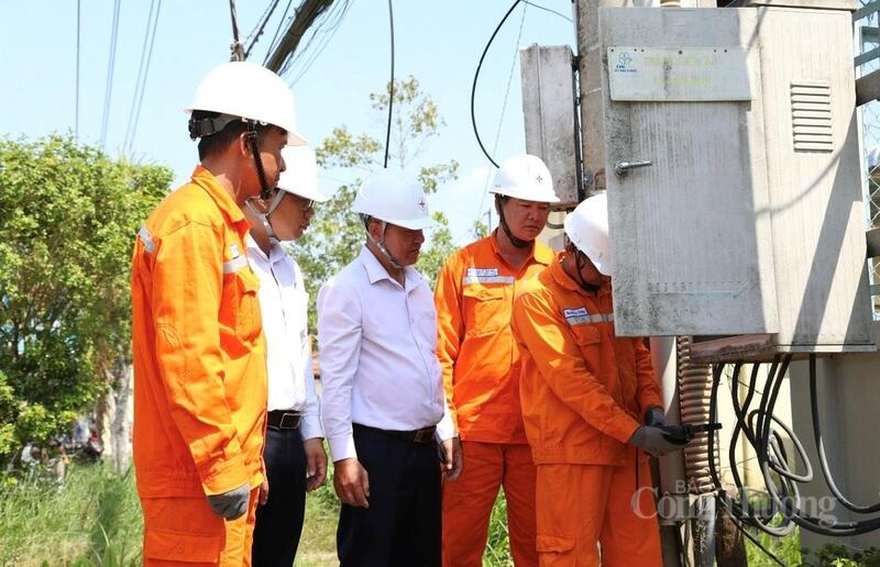 Đảm bảo cung cấp điện an toàn, liên tục và ổn định trong thời tiết cực đoan.