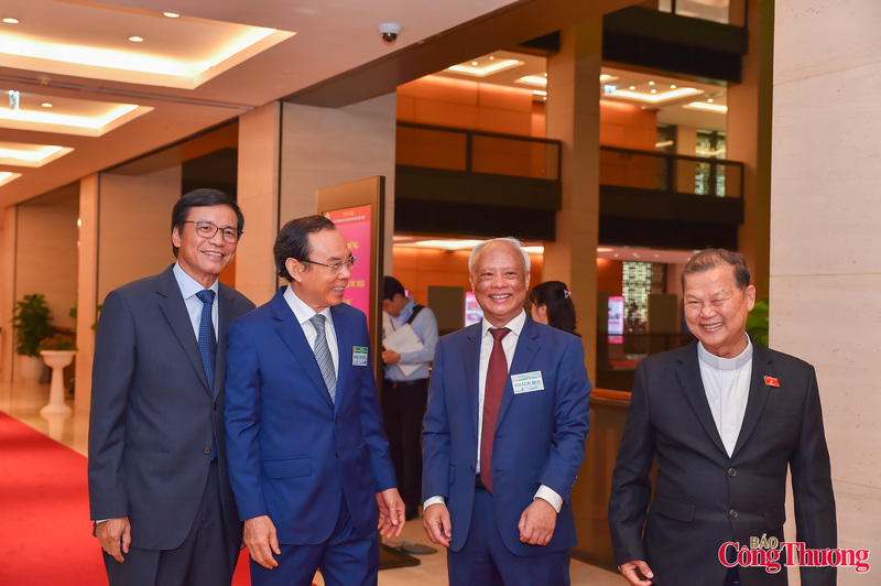 Lãnh đạo Đảng, Nhà nước đặt vòng hoa viếng Lăng Chủ tịch Hồ Chí Minh - 10