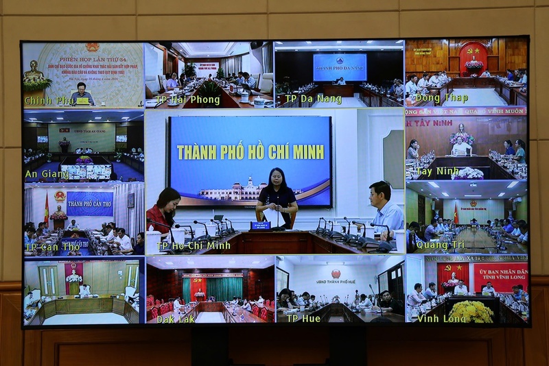 Các địa phương dự họp trực tuyến. Ảnh: VGP/Gia Huy