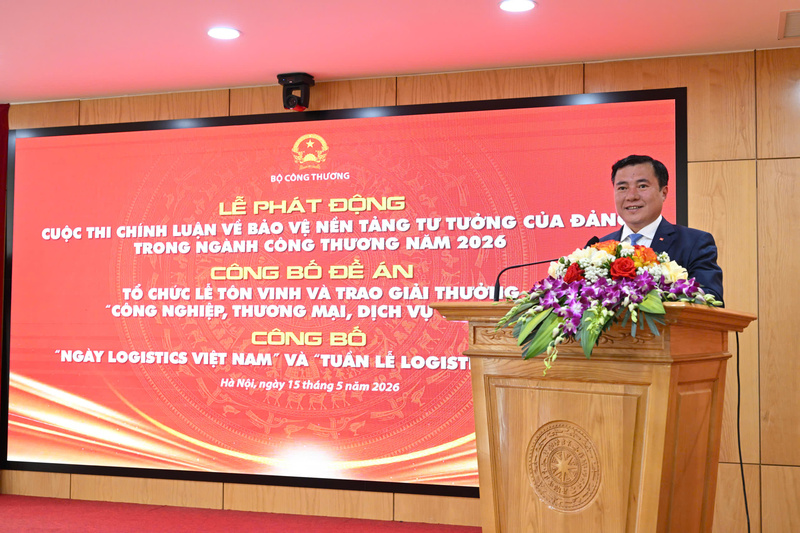 Thứ trưởng Bộ Công Thương Nguyễn Sinh Nhật Tân phát biểu tại sự kiện. Ảnh Cấn Dũng
