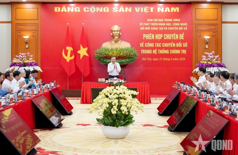 Tổng Bí thư, Chủ tịch nước Tô Lâm chủ trì phiên họp chuyên đề về công tác chuyển đổi số trong hệ thống chính trị. Ảnh: Báo QĐND